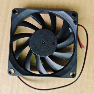 Dc Axial Flow Fan Manufacturer Quiet Noise 5V 12V 24V 70mm 70x70x10mm Dc Cooling Fan 7010mm