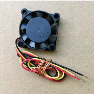 Factory Customized High Speed 6000rpm 2507mm Axial Fan 12V Sleeve Bearing Mini Axial Brushless DC Fan 25*25*7mm