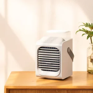 Home Appliance Portable Spray Cooling Fan Personal Space Desk Mini Air Conditioner Fan With Night Light